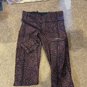 Lululemon speed up tight